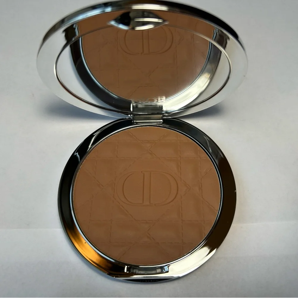 NWT🌷(#10) - Dior Forever Nude Jumbo Bronzer